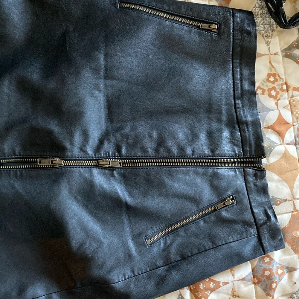 💯 leather Pencil ✏️ skirt